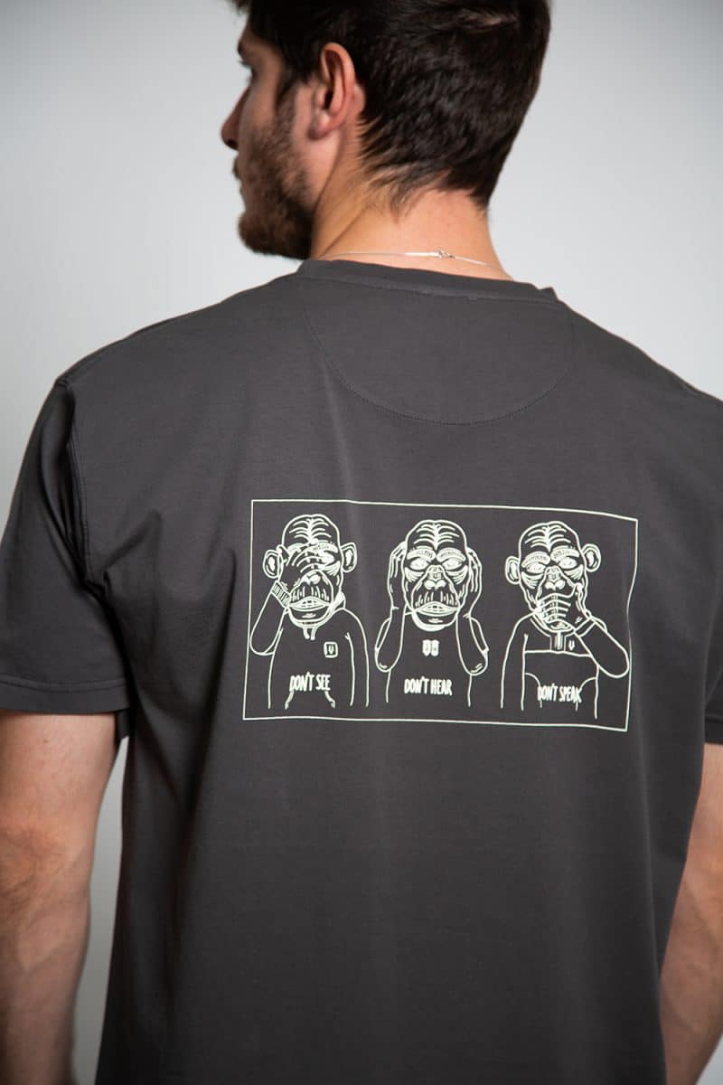 Camiseta Three Monkeys